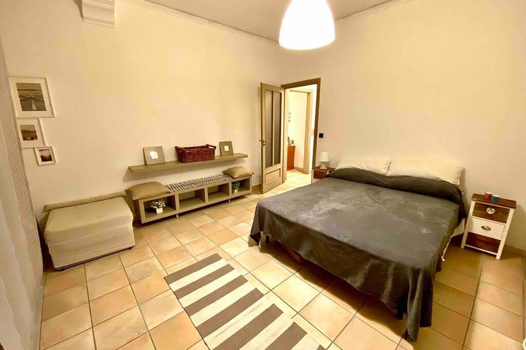 Appartamento Cozy In Super Centro! Asti Luaran gambar