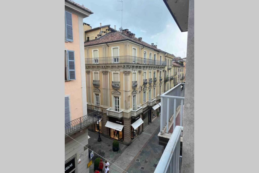 Appartamento Cozy In Super Centro! Asti Luaran gambar